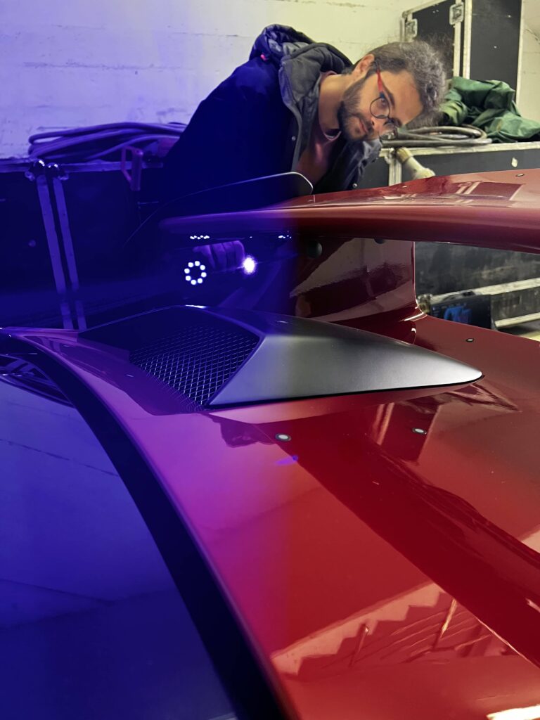 Modifikacija zračnika za motor za avtomobil Porsche 991.2 GT3. 3D skeniranje s Shining3D FreeScan UE Pro.